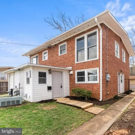 Buy this 2 bed house on 5214 10th Place South in Arlington, VA 22204
