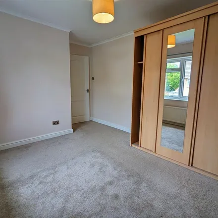 Image 3 - Gwent Close, Maidenhead, SL6 3DJ, United Kingdom - Apartment for rent