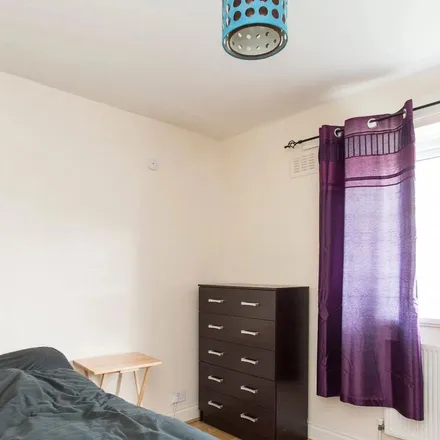 Rent this 1 bed apartment on 27 Hilary Road in London, W12 0QB