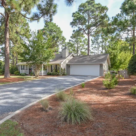 Image 3 - 39 Bedford Circle, Pinehurst, NC 28374, USA - House for sale