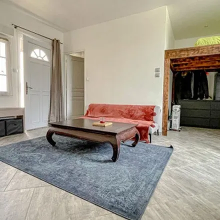 Rent this 1 bed apartment on 45 bis Rue de l'Isle-Adam in 95590 Presles, France