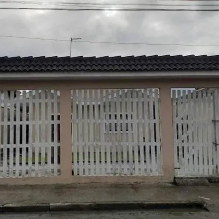 Rent this studio house on Travessa Benedito Caetano Santos in Portal da Fazendinha, Caraguatatuba - SP