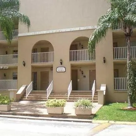 Image 3 - 661 North University Drive, Pembroke Pines, FL 33024, USA - Condo for sale