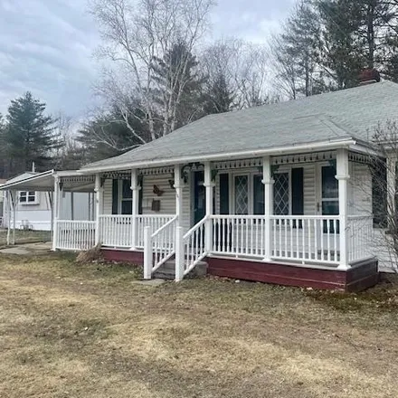 Image 3 - 134 Lancaster Road, Gorham, Coös County, NH 03581, USA - House for sale
