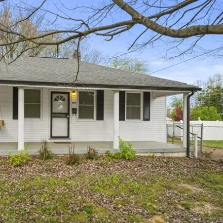 Rent this 3 bed house on 1529 9th Street in Old Hickory, Nashville-Davidson