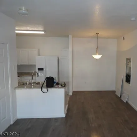 Image 3 - 1401 Hawkwood Road, Henderson, NV 89014, USA - Condo for rent