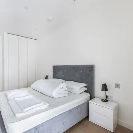 Image 5 - No.1 Upper Riverside, Cutter Lane, London, SE10 0XW, United Kingdom - Room for rent