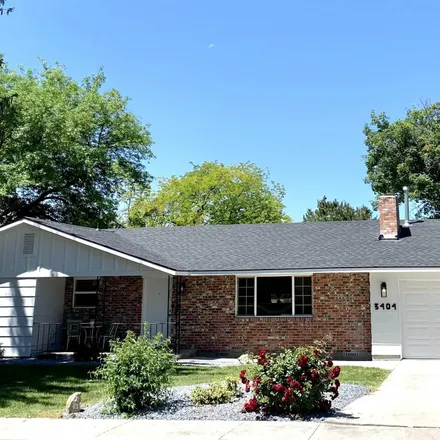 Buy this 3 bed house on 3404 College Avenue in Caldwell, ID 83605