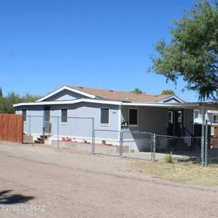 Buy this studio apartment on 3134 West Lark Drive in Cochise County, AZ 85602