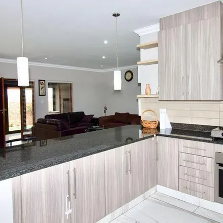 Image 8 - Basson, Celtisdal, Gauteng, 0149, South Africa - Apartment for rent