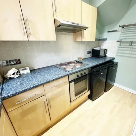 Image 6 - Autumn Street, Leeds, LS6 1RH, United Kingdom - House for sale