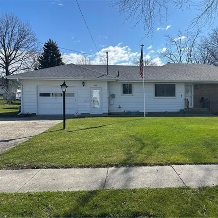 Buy this 2 bed house on 538 East 3rd Street South in Newton, IA 50208