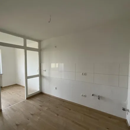 Image 4 - Weidenstraße 72, 26389 Wilhelmshaven, Germany - Apartment for rent