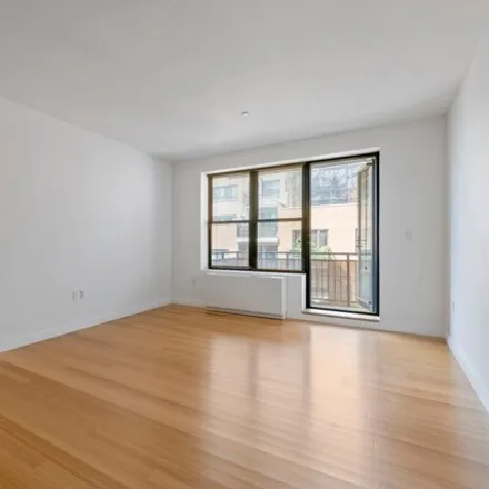 Image 7 - 317 East 111th Street, New York, NY 10029, USA - Condo for rent