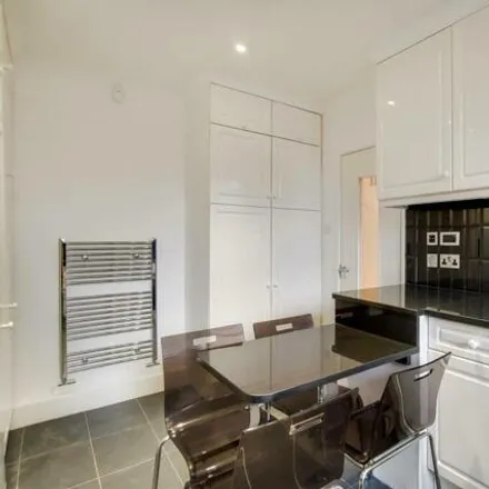 Image 2 - Meadowbank, Primrose Hill, London, NW3 3AY, United Kingdom - Townhouse for rent