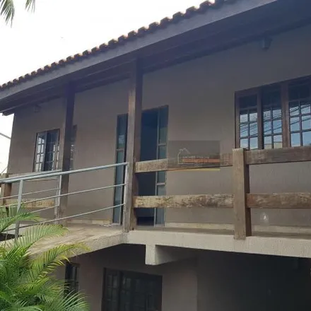 Rent this 4 bed house on Rua Rondônia in Jardim Rosalina, Cotia - SP