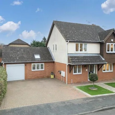 Buy this 4 bed house on Hampton Gardens in High Wych, CM21 0AN