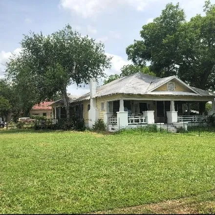 Buy this 4 bed house on 400 North Wright Street in Alice, TX 78332