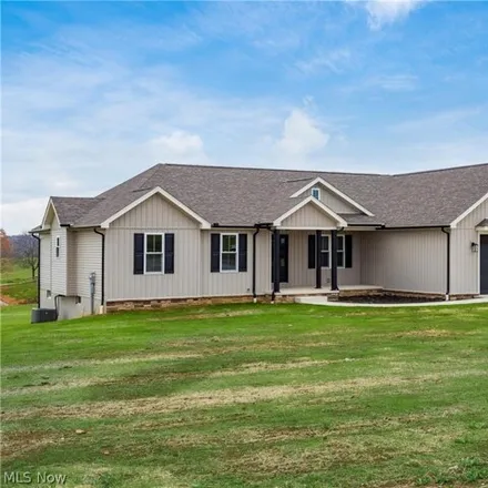 Buy this 4 bed house on 1310 Spry Road in Bridgeville, Muskingum County