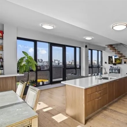 Buy this 4 bed condo on Wave in 104 West End Avenue, New York