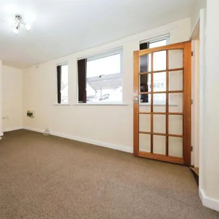 Image 6 - Douglas Place, Wolverhampton, WV10 6JP, United Kingdom - House for sale