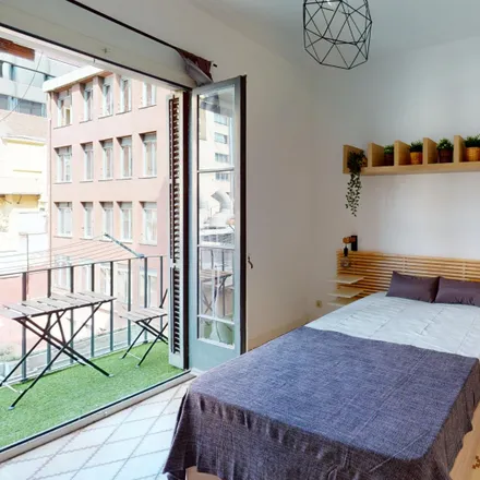 Image 2 - Carrer de Muntaner, 244, 08001 Barcelona, Spain - Room for rent
