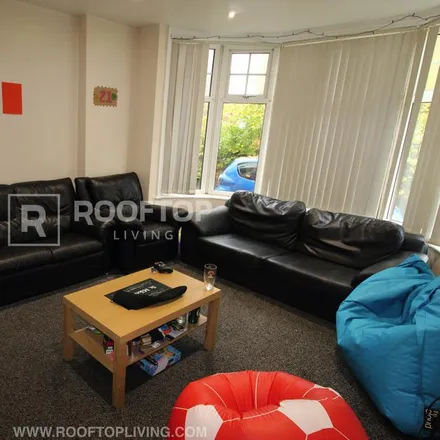 Rent this 8 bed house on Cardigan Road St Michaels Lane in Cardigan Road, Leeds