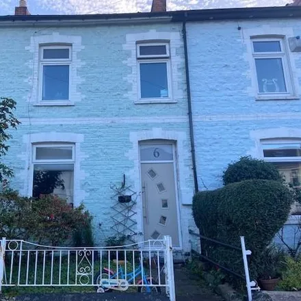 Rent this 3 bed house on John Street in Penarth, CF64 1DN