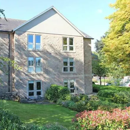 Image 2 - Harrogate Ladies' College, Clarence Drive, Harrogate, HG1 2QG, United Kingdom - Room for rent