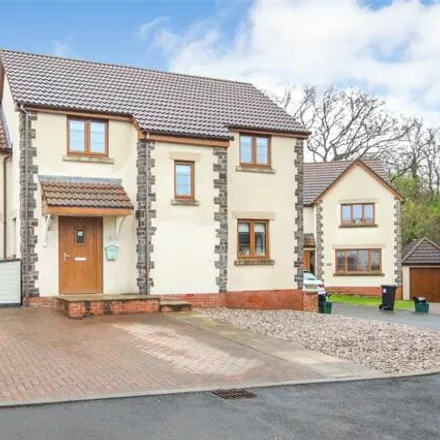 Buy this 4 bed house on The Sidings in Clutton, BS39 5EF