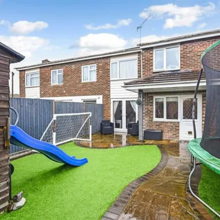 Buy this 4 bed townhouse on Scott Close in Stubbington, PO14 2HF