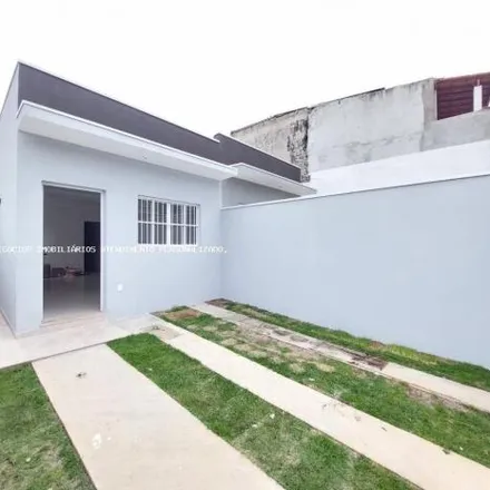 Buy this 3 bed house on Avenida Ricieri José Marcatto in Jardim São Pedro, Mogi das Cruzes - SP