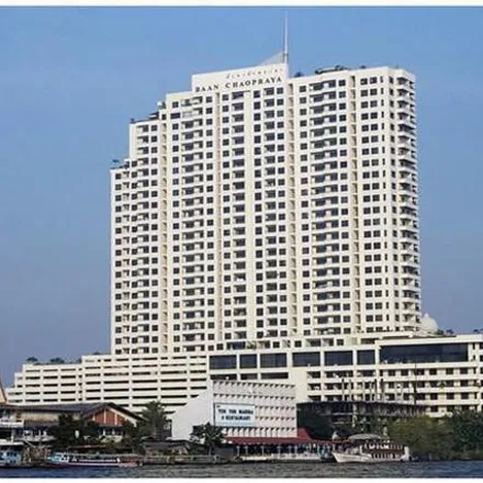 Rent this 3 bed apartment on Wat Thong Nopphakhun in Soi Somdet Chao Piraya 17, Tha Din Daeng