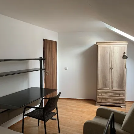 Image 3 - V Ladech, 149 00 Prague, Czechia - Apartment for rent