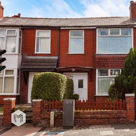 Rent this 3 bed townhouse on Rose Hill United Reformed Church in 3 Westbourne Avenue, Farnworth