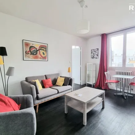 Rent this 2 bed apartment on 12 Place des Grands Hommes in 33000 Bordeaux, France