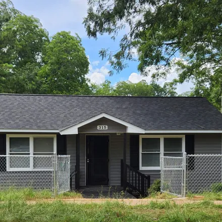 Buy this 2 bed house on 315 North 2nd Street in Griffin, GA 30223