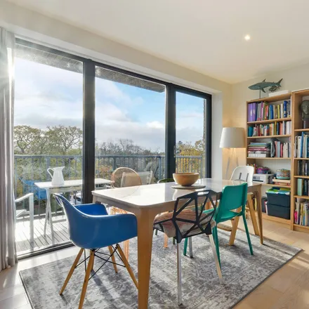 Image 2 - Cambium Apartments, 1 Beatrice Place, London, SW19 6BU, United Kingdom - Apartment for rent