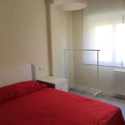 Rent this 4 bed apartment on Avenida de España in 37, 28093 Getafe