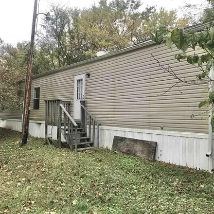 Image 7 - 1301 Price Street, Millseat, Boyd County, KY 41101, USA - House for sale