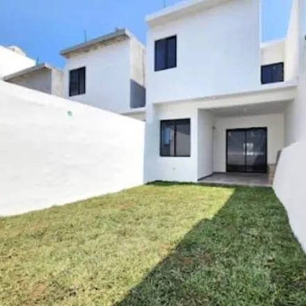 Image 1 - Avenida Vista Hermosa, Luis Echeverria, 94293, VER, Mexico - House for sale