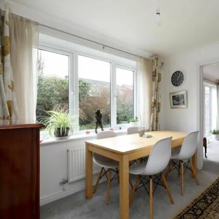 Image 6 - Kite Wood Road, Tylers Green, HP10 8HH, United Kingdom - House for sale