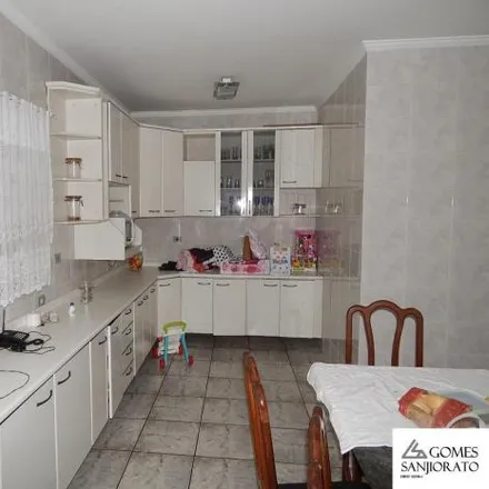 Buy this 3 bed house on Avenida Portugal in Jardim Haydeé, Mauá - SP