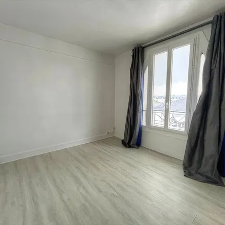 Image 3 - 37 Avenue Joffre, 92250 La Garenne-Colombes, France - Apartment for rent