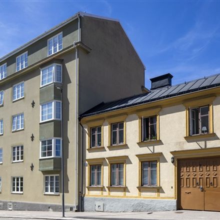 Rent this 3 bed apartment on Bredgatan in 371 32 Karlskrona, Sweden