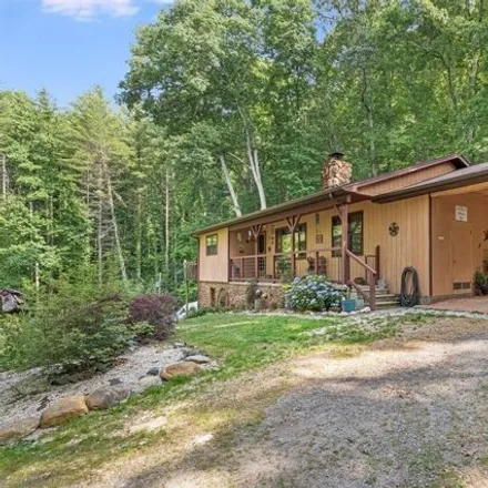 Image 3 - 1185 Roses Branch Rd, Green Mountain, North Carolina, 28740 - House for sale