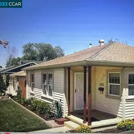 Buy this 3 bed house on 600 North N Street in Livermore, CA 94551