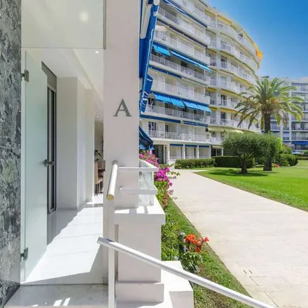 Image 2 - 33 Traverse de la Tour, 06400 Cannes, France - Apartment for rent