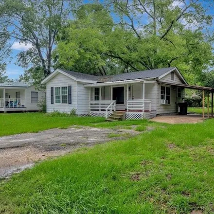 Image 2 - 1111 Mitchell Ave, Lufkin, Texas, 75901 - House for sale