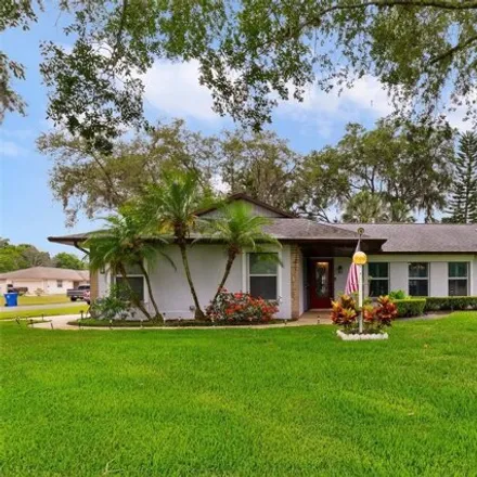 Buy this 3 bed house on 334 Terrace Dr in Oviedo, Florida